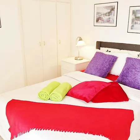 Lazaros Center 2 Bedroom * Larnaka